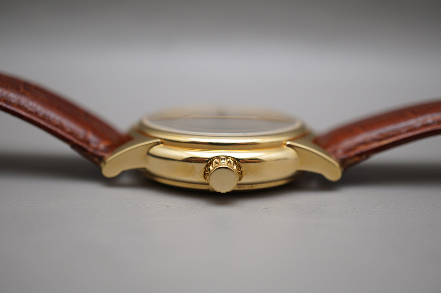 Vintage 2001 Bulova BVC303 Gold Tone Classic Automatic Dress Watch