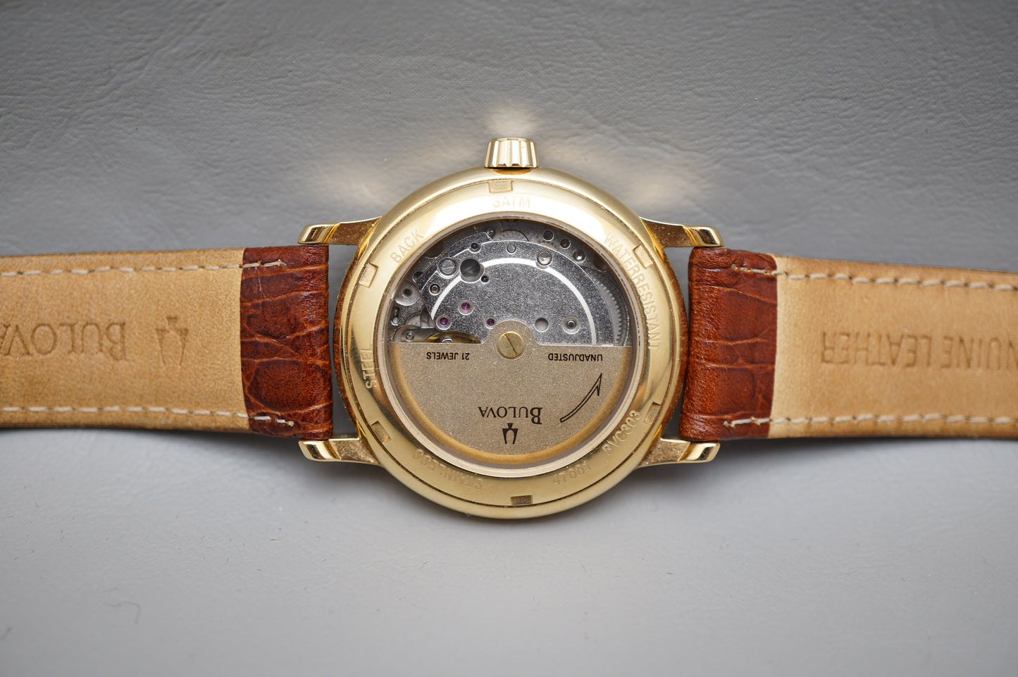 Vintage 2001 Bulova BVC303 Gold Tone Classic Automatic Dress Watch