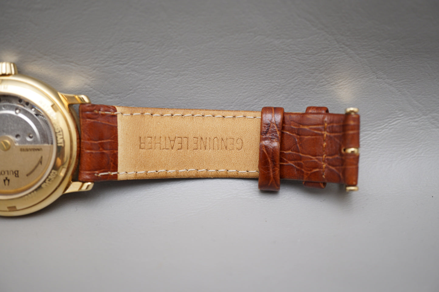 Vintage 2001 Bulova BVC303 Gold Tone Classic Automatic Dress Watch