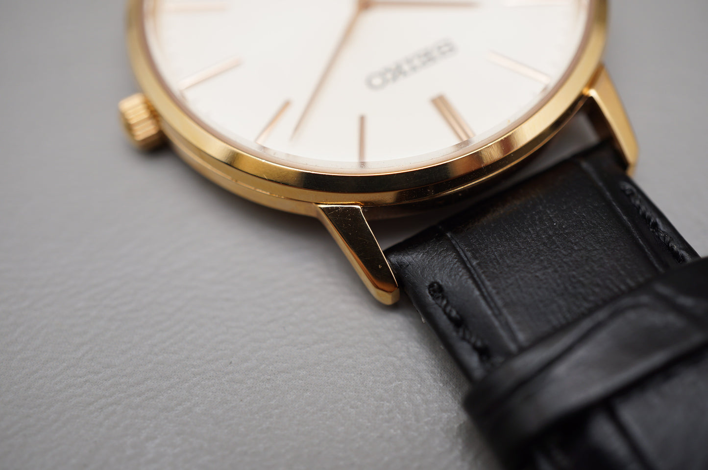 Seiko Selection SCXP076 7N01 Gold Feather Reissue Quartz Watch