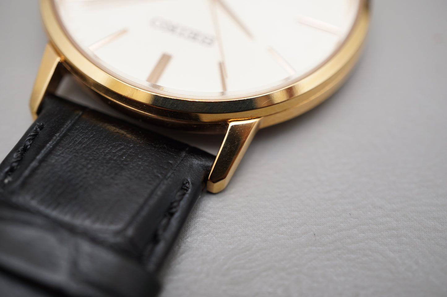 Seiko Selection SCXP076 7N01 Gold Feather Reissue Quartz Watch