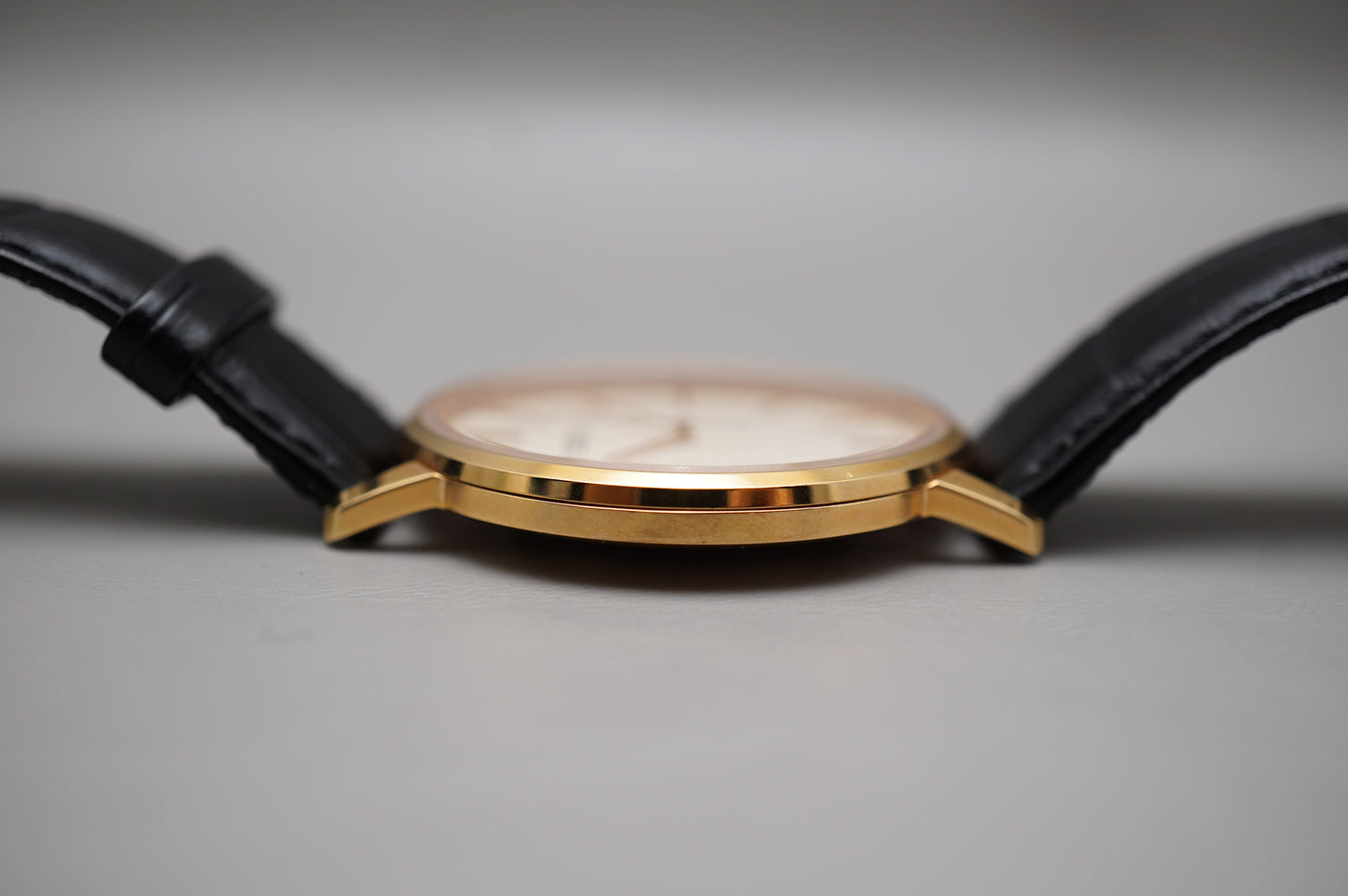 Seiko Selection SCXP076 7N01 Gold Feather Reissue Quartz Watch