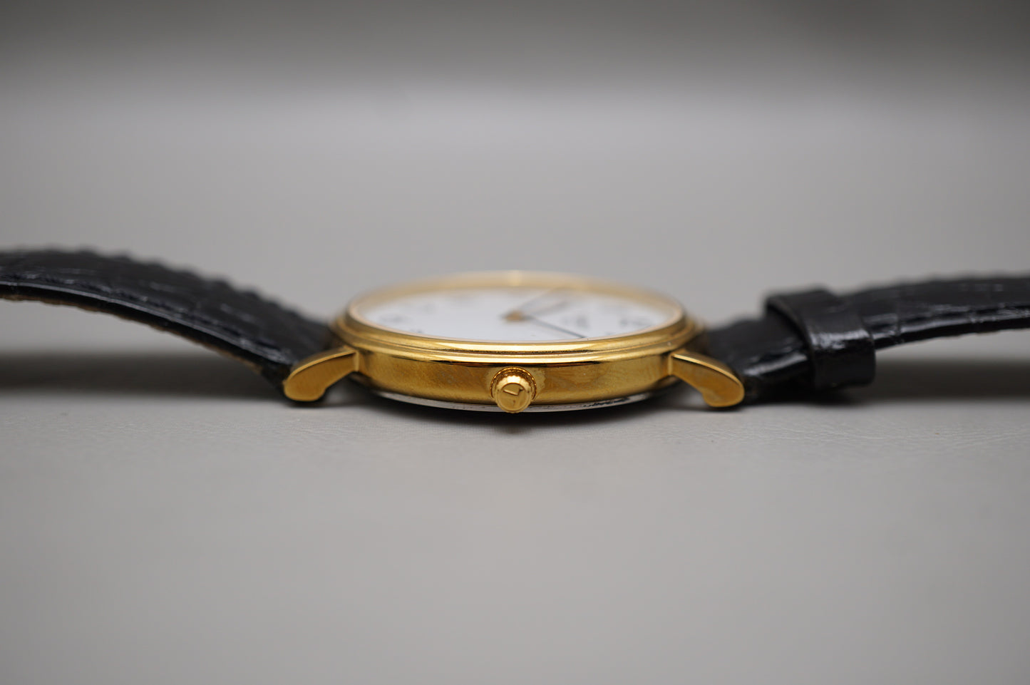Vintage Tissot Desire T870/970 Gold Tone White Numeral Dial Quartz Watch