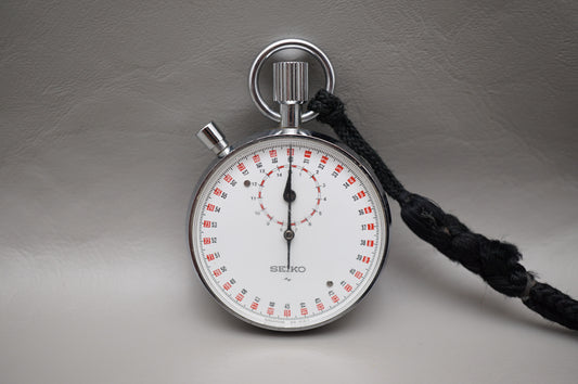 Seiko 88-5021 Dualpusher Stopwatch Handwound Mechanical Smaller Size READ