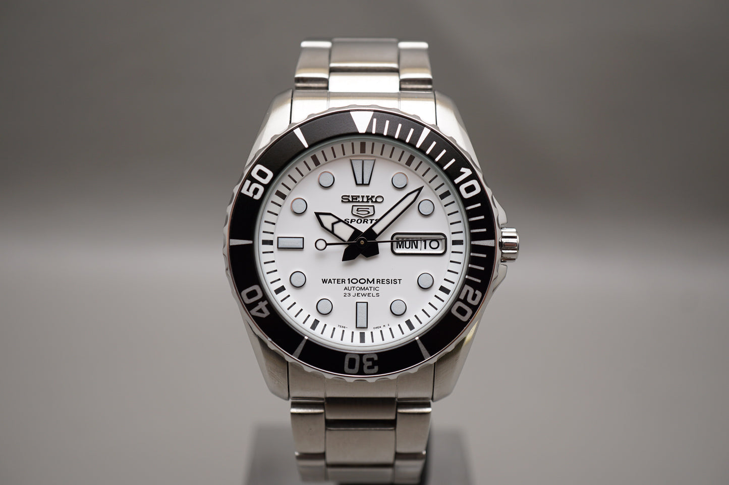 Seiko 5 Sports SNZF11K1 7S36 White Dial Sea Urchin 100M Automatic Watch