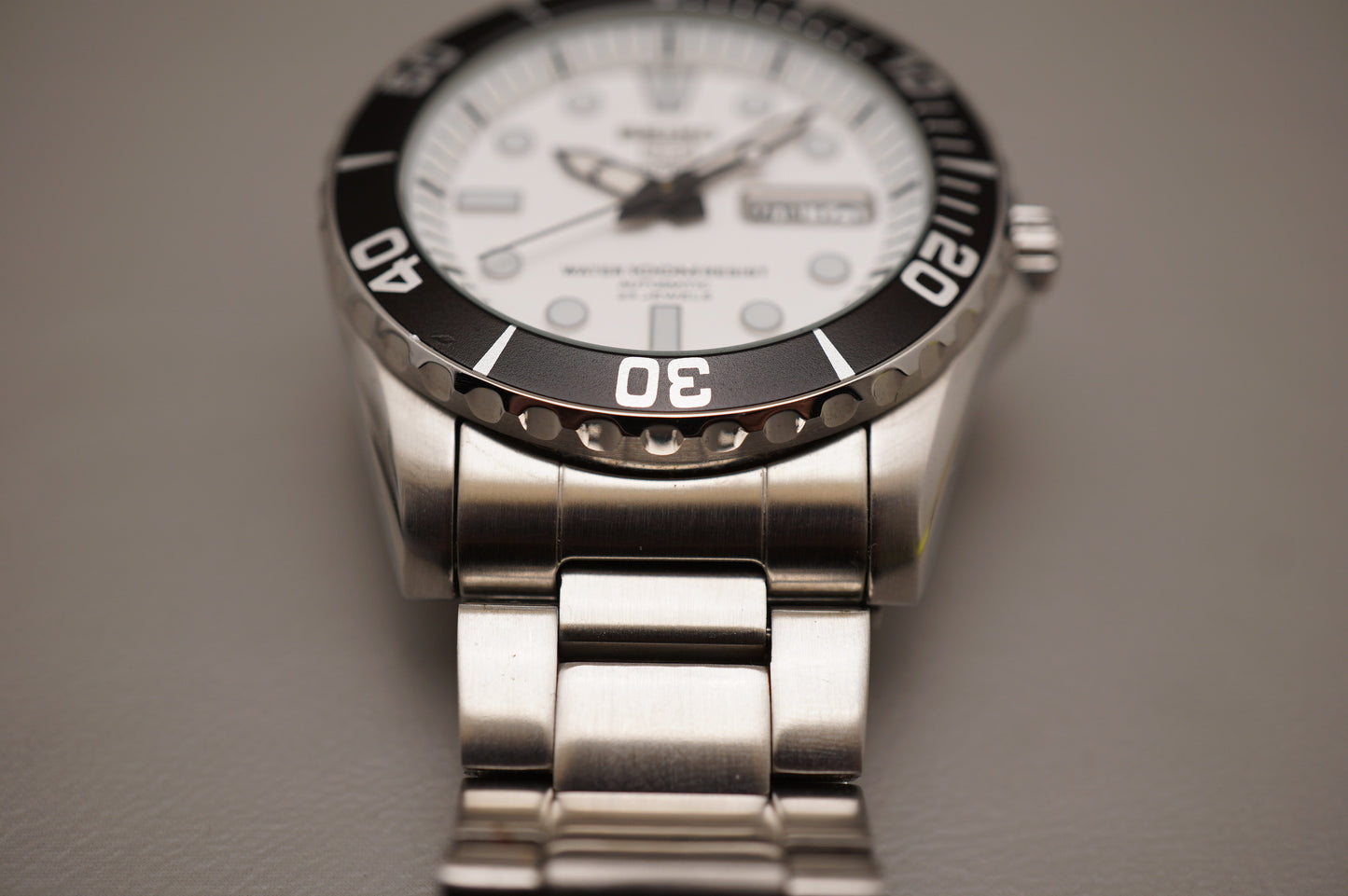 Seiko 5 Sports SNZF11K1 7S36 White Dial Sea Urchin 100M Automatic Watch