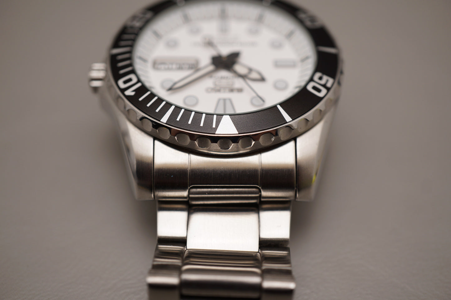 Seiko 5 Sports SNZF11K1 7S36 White Dial Sea Urchin 100M Automatic Watch