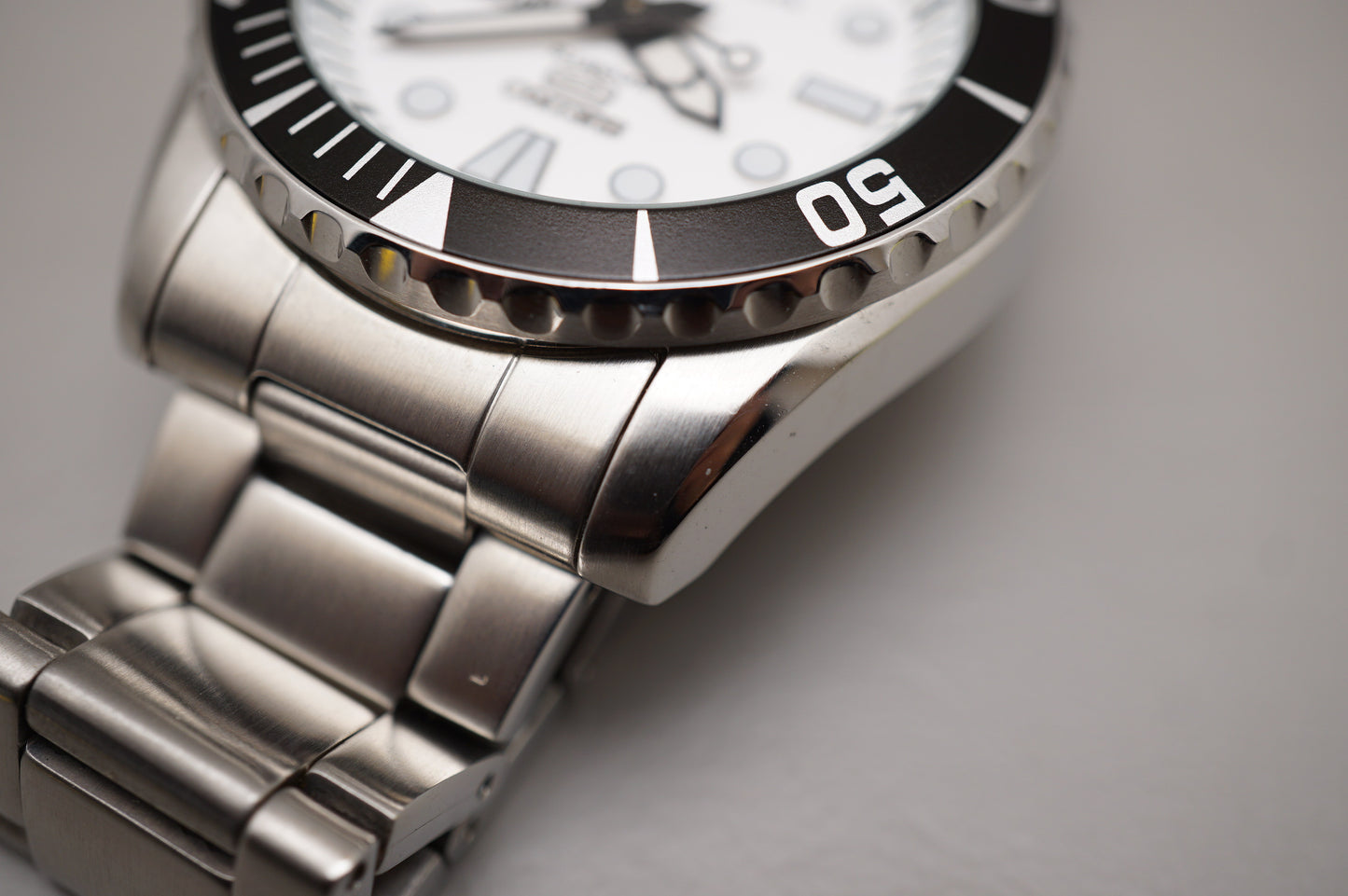 Seiko 5 Sports SNZF11K1 7S36 White Dial Sea Urchin 100M Automatic Watch
