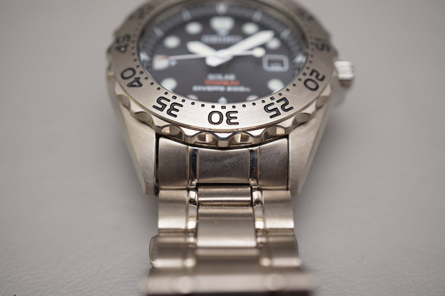 Seiko Prospex SBDN013 V147 Titanium Divers 200M Solar Quartz Watch Orig Bracelet