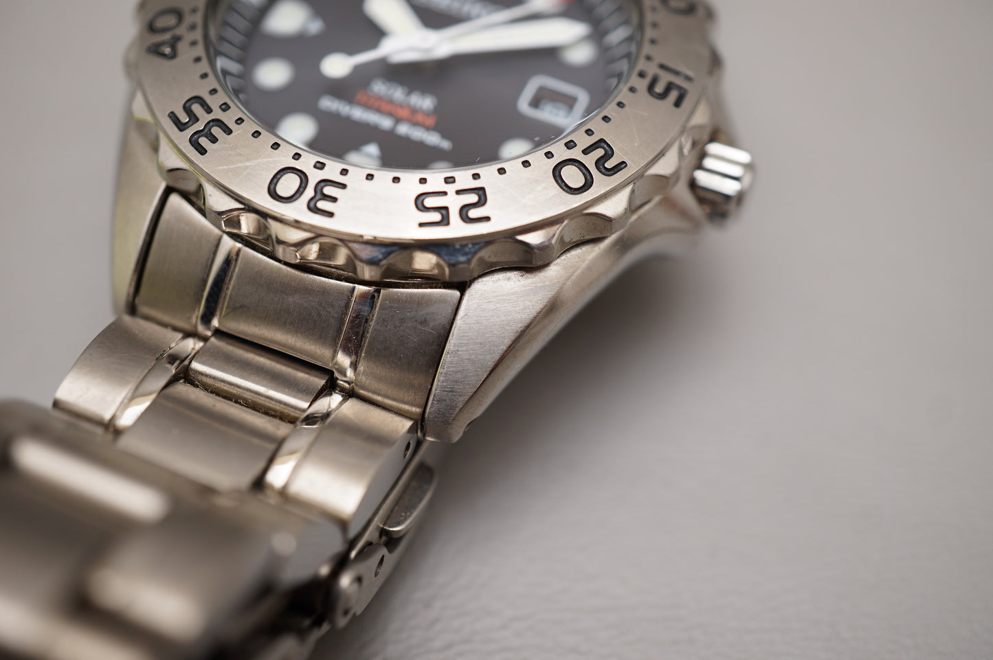 Seiko Prospex SBDN013 V147 Titanium Divers 200M Solar Quartz Watch Orig Bracelet