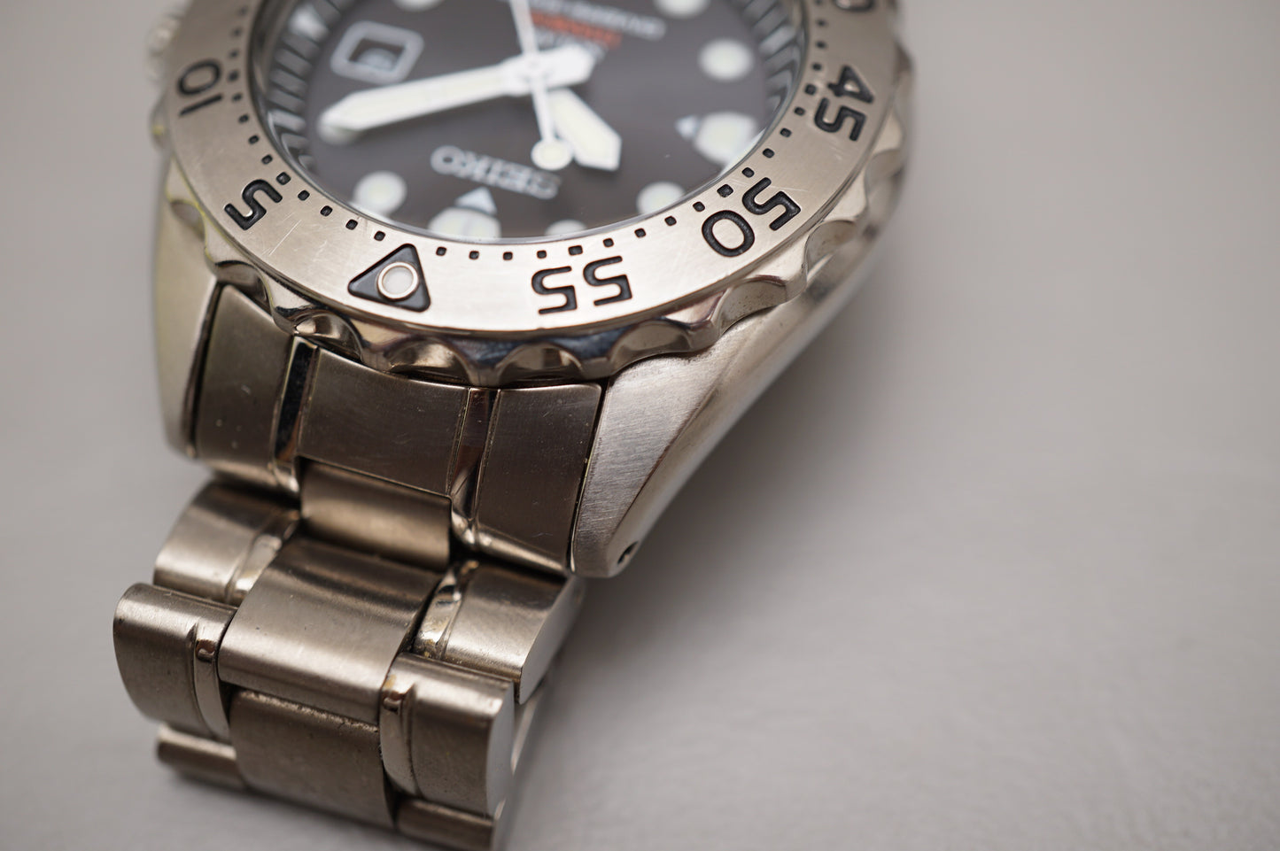 Seiko Prospex SBDN013 V147 Titanium Divers 200M Solar Quartz Watch Orig Bracelet