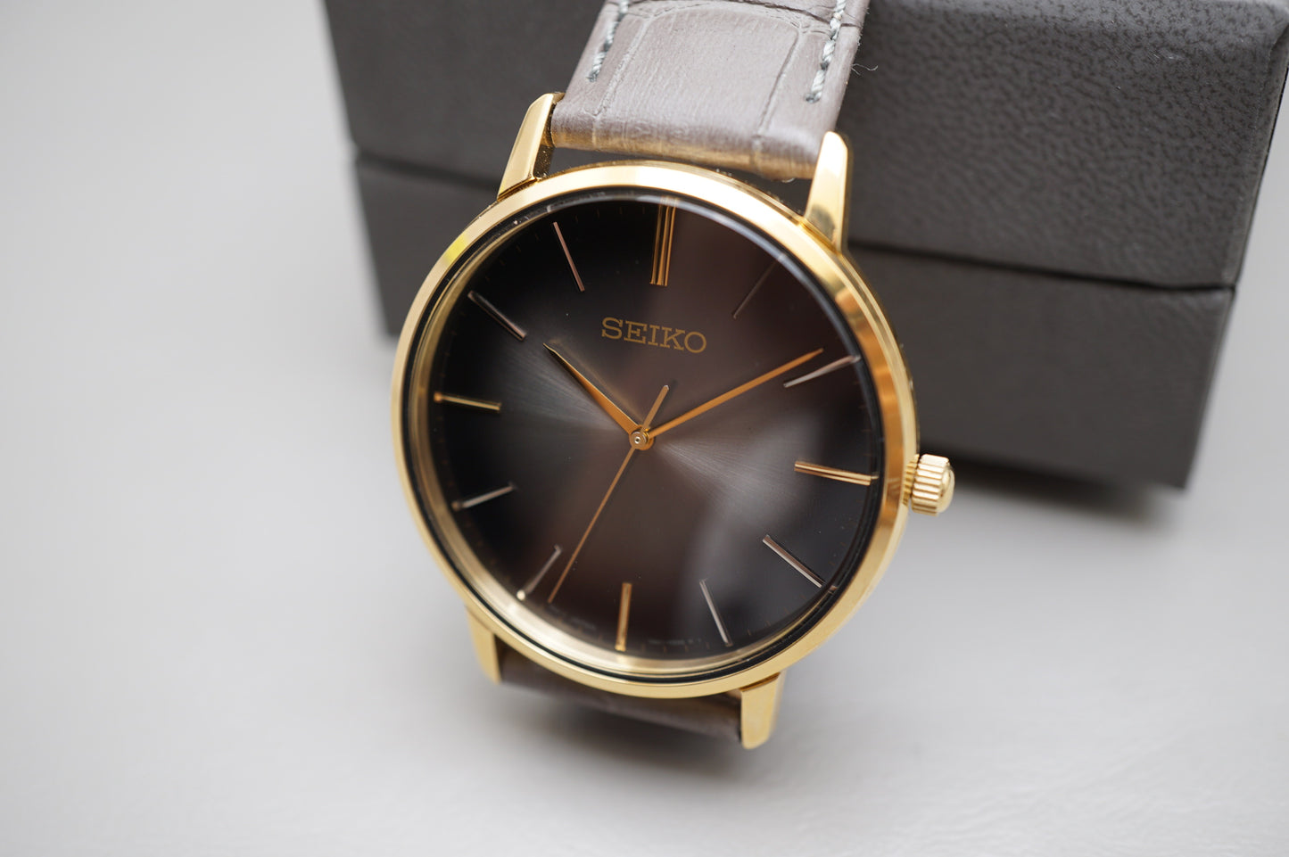Seiko Selection SCXP144 7N01 Nano Universe Gold Feather Reissue Quartz Watch