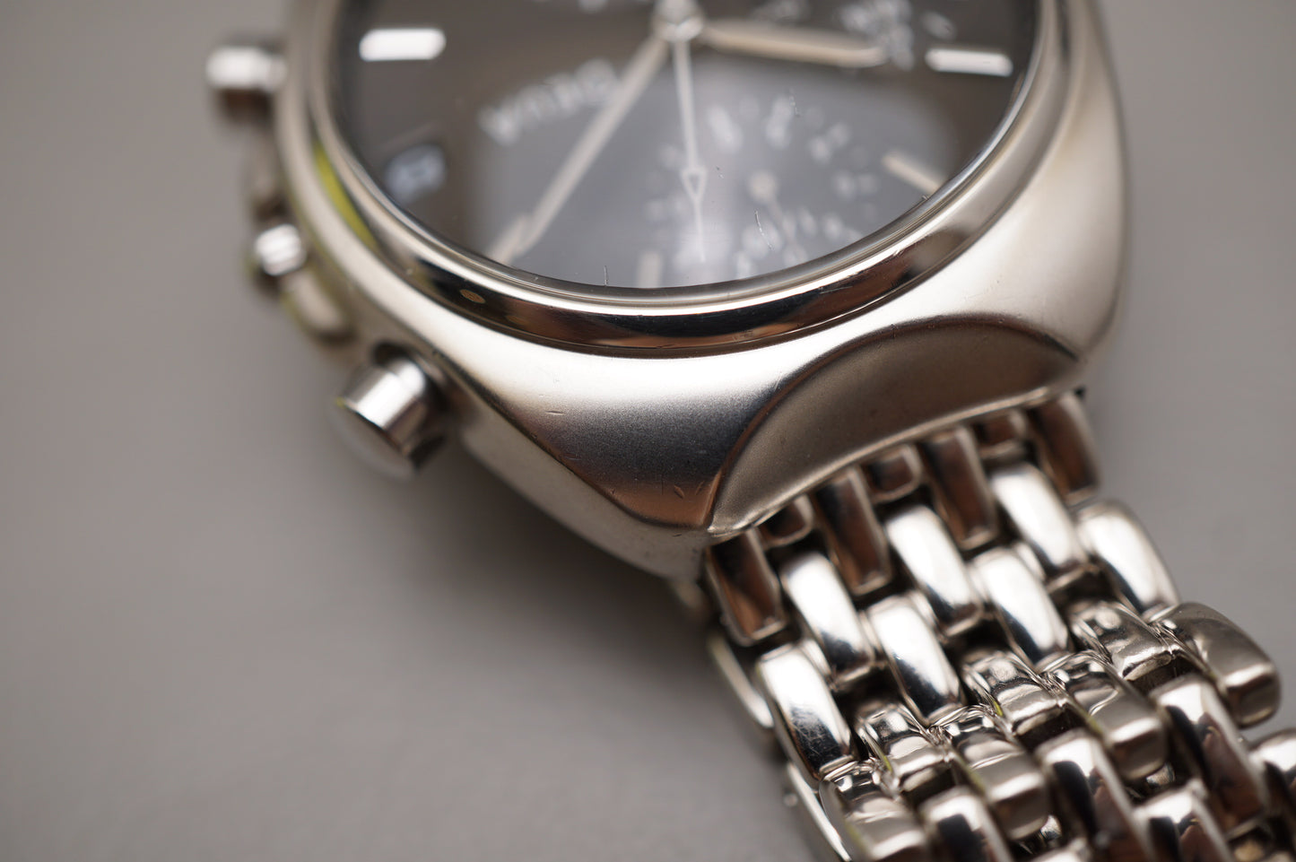 Seiko Alba Deua V657-6040 Black Dial Quartz Chronograph Watch
