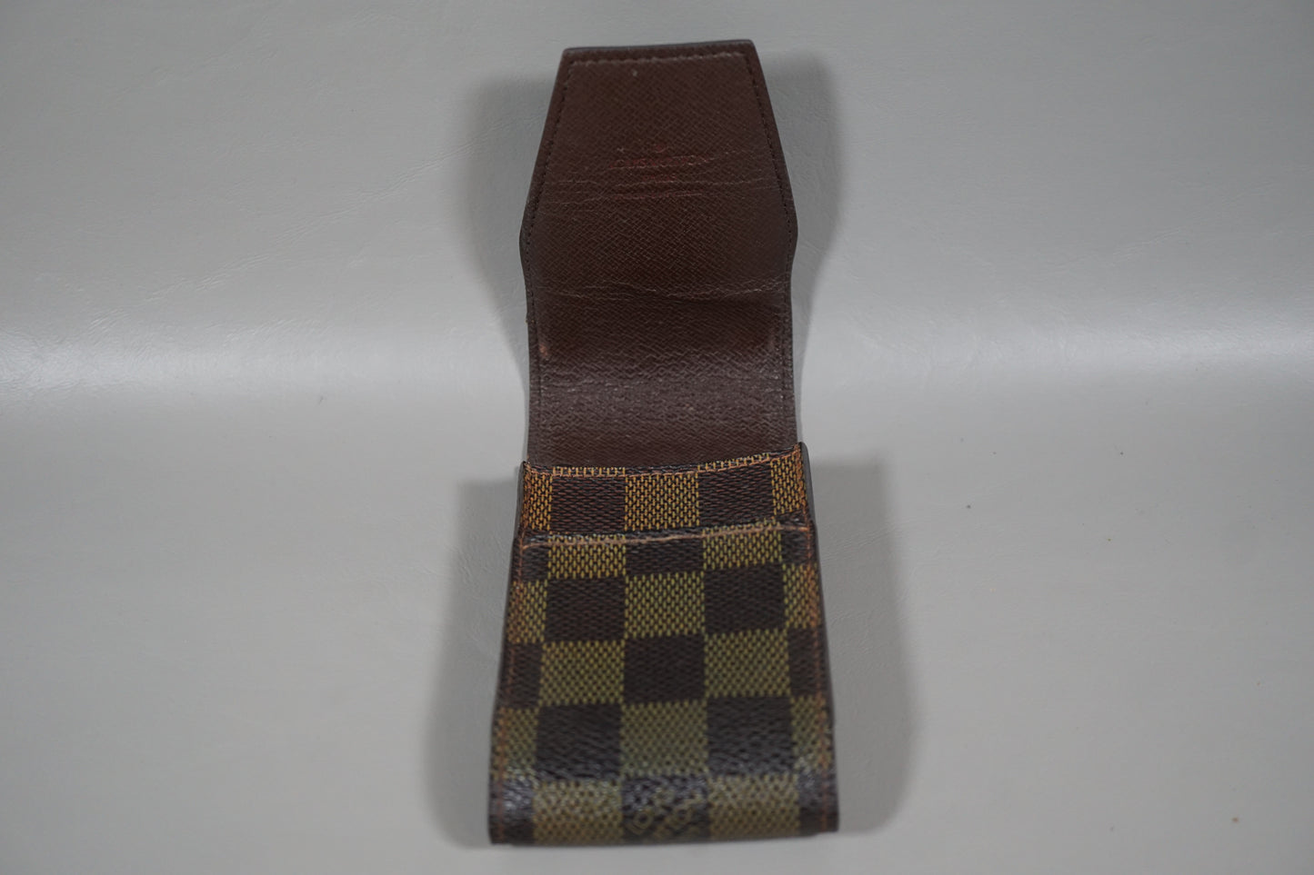 Louis Vuitton N63024 Damier Ebene Tobacco Case