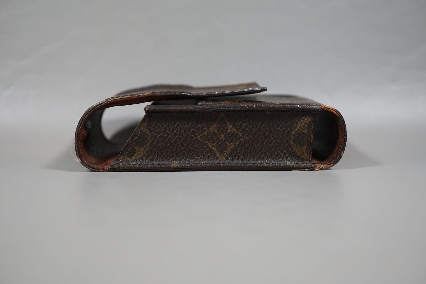 Louis Vuitton M63024 Monogram Brown Tobacco Case