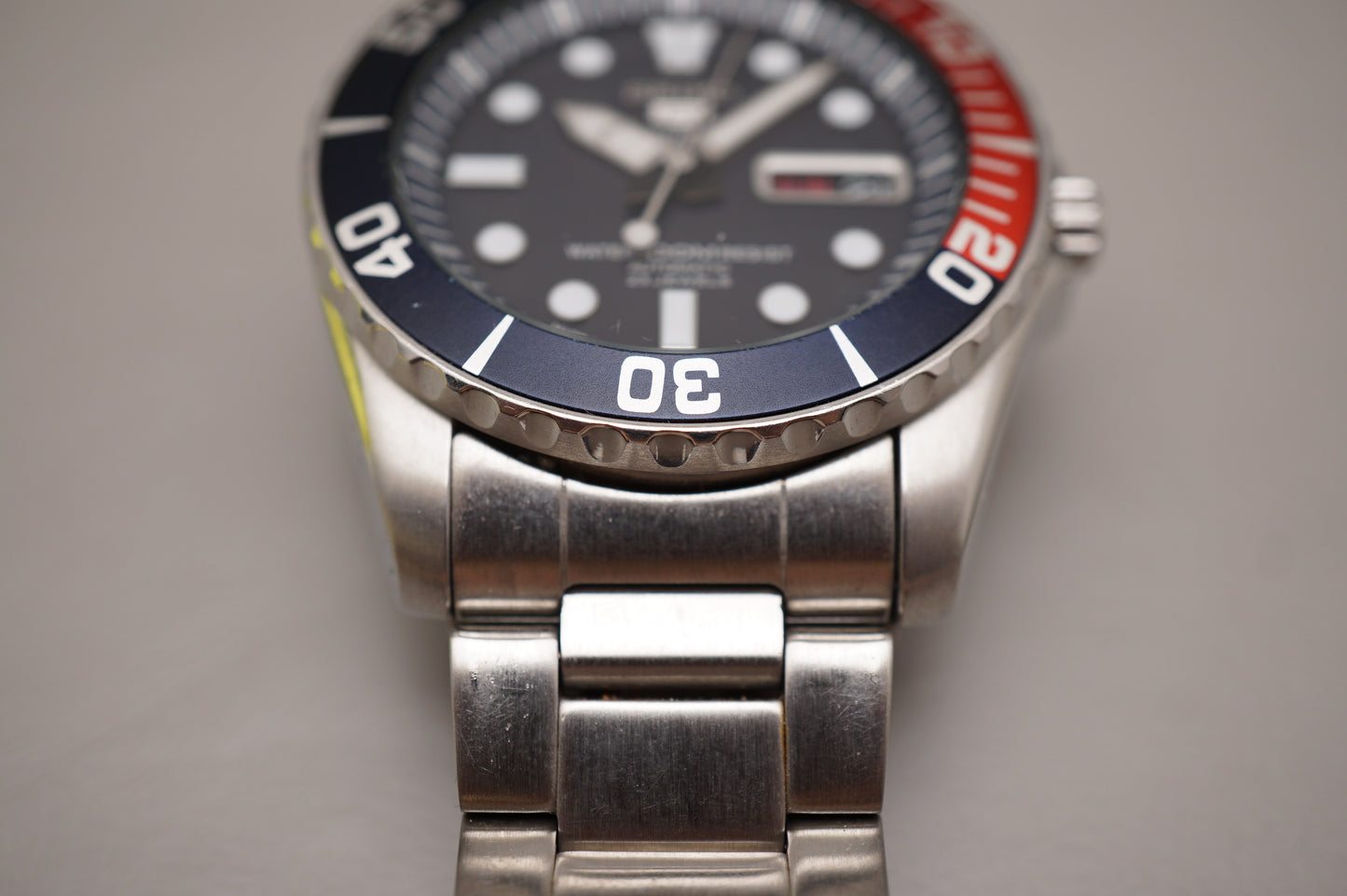 Seiko 5 Sports SNZF15J1 7S36 Pepsi Sea Urchin 100M Automatic Watch
