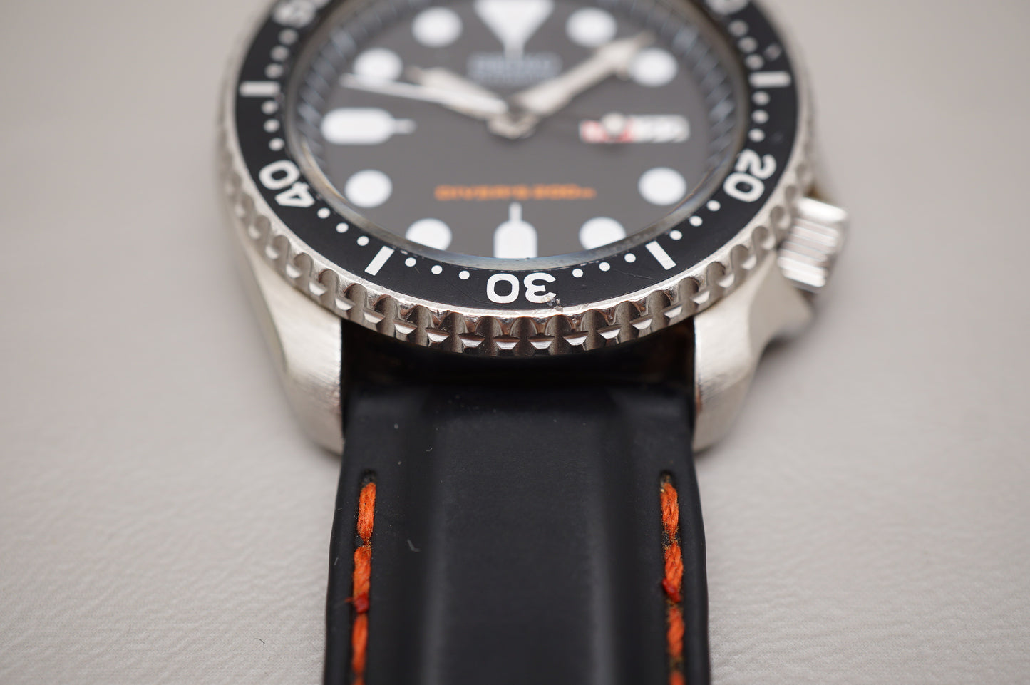 Seiko SKX007 7S26 Black Dial Divers 200M Automatic Watch Original Condition