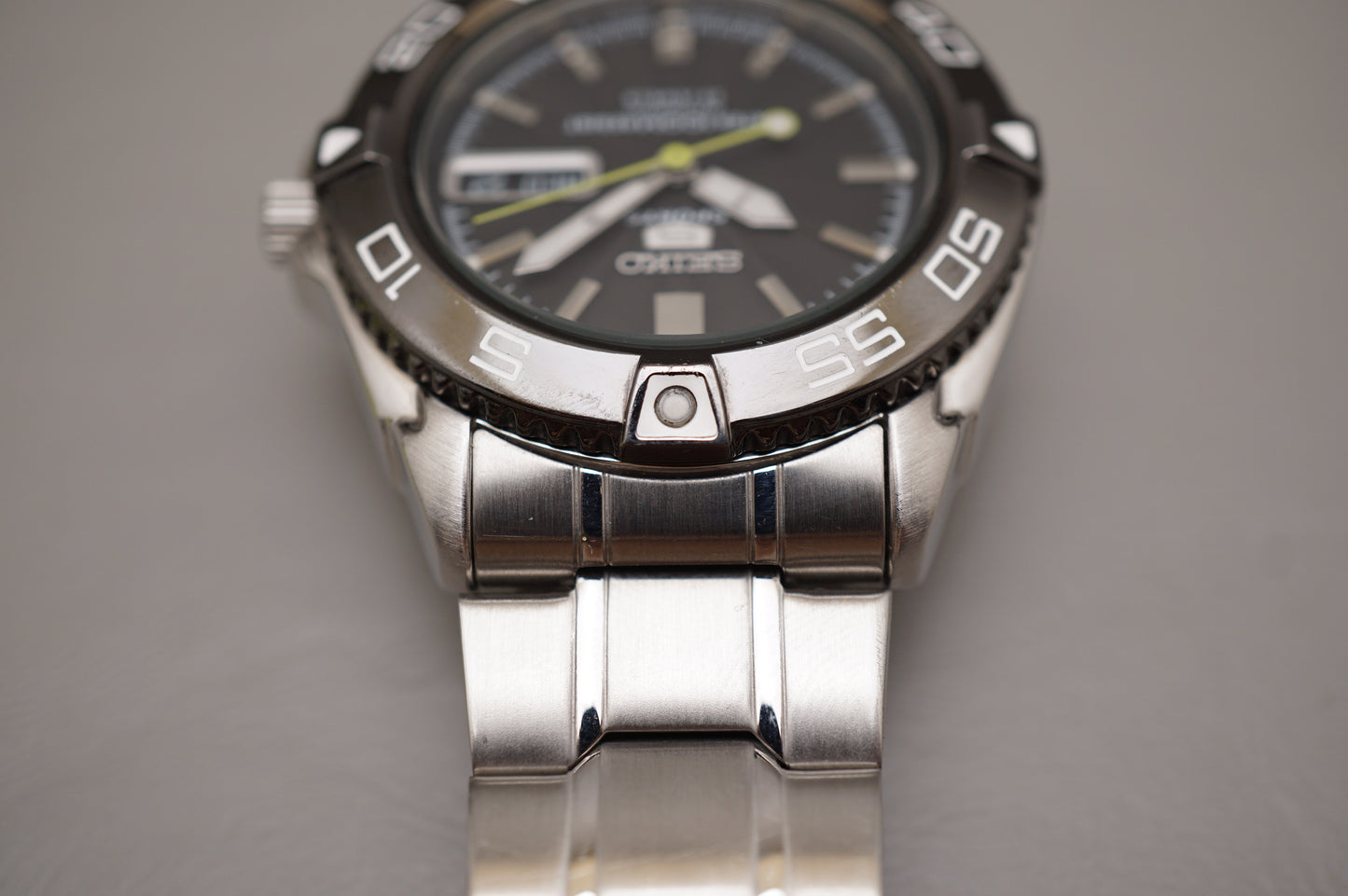 Seiko 5 Sports SNZB23J1 7S36 Black Dial Automatic Watch Made in Japan READ