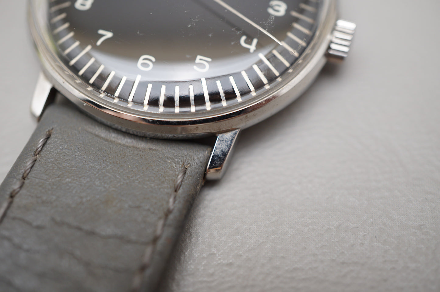 Junghans 027/3702 Max Bill 34mm Black Dial Acrylic Handwound Mechanical Watch