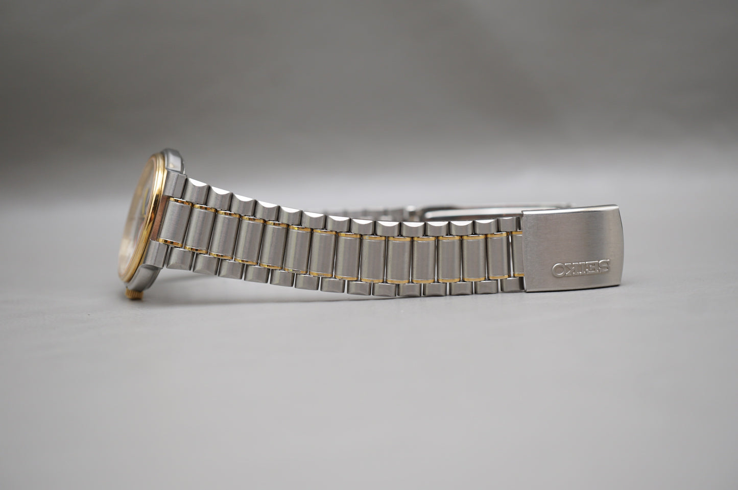 Vintage 1998 Seiko 5P31-6A50 Nagano Olympics Hospitality Two Tone Quartz Watch