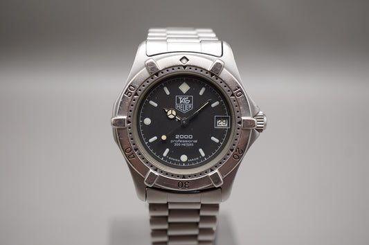 Vintage Tag Heuer 2000 962.013 Professional 200M Black Dial Midsize Quartz Watch