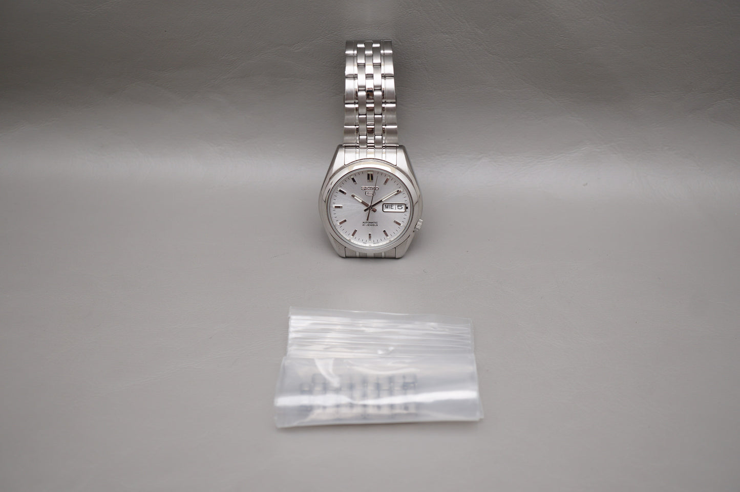 Seiko 5 SNK355K1 7S26 Silver 5 Motif Dial Automatic Watch