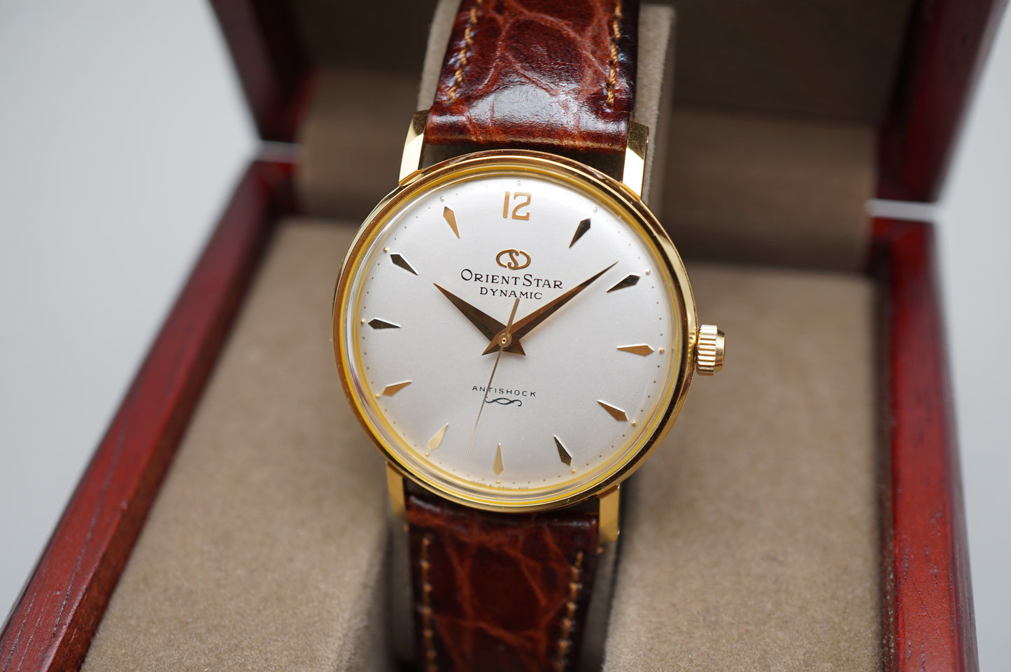 Vintage Orient Star WZ0041NW Gold Tone Dynamic White Dial 33mm Mechanical Watch