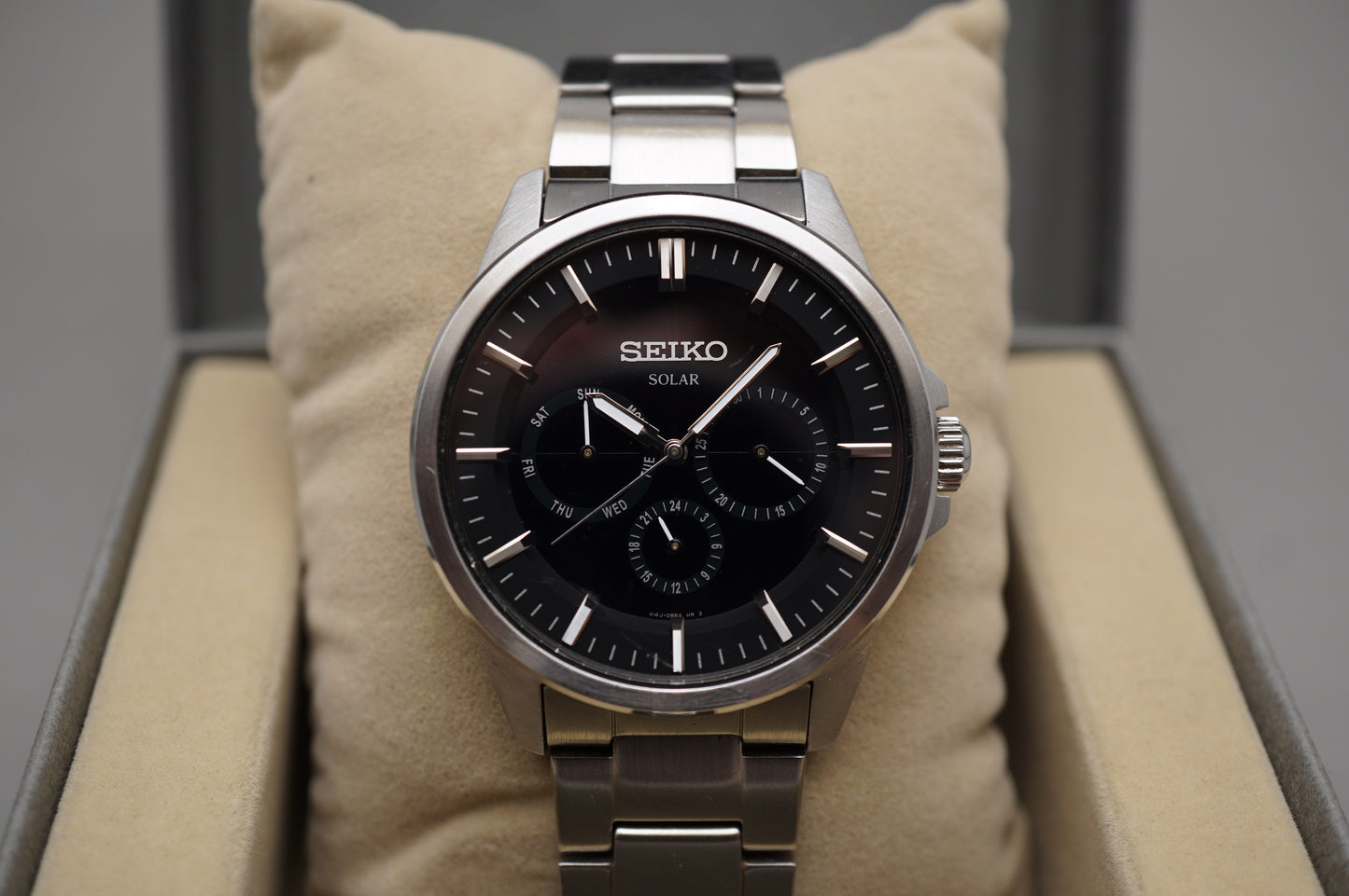 Seiko Spirit SBPV011 V14J Black Dial Day Date Solar Quartz Watch