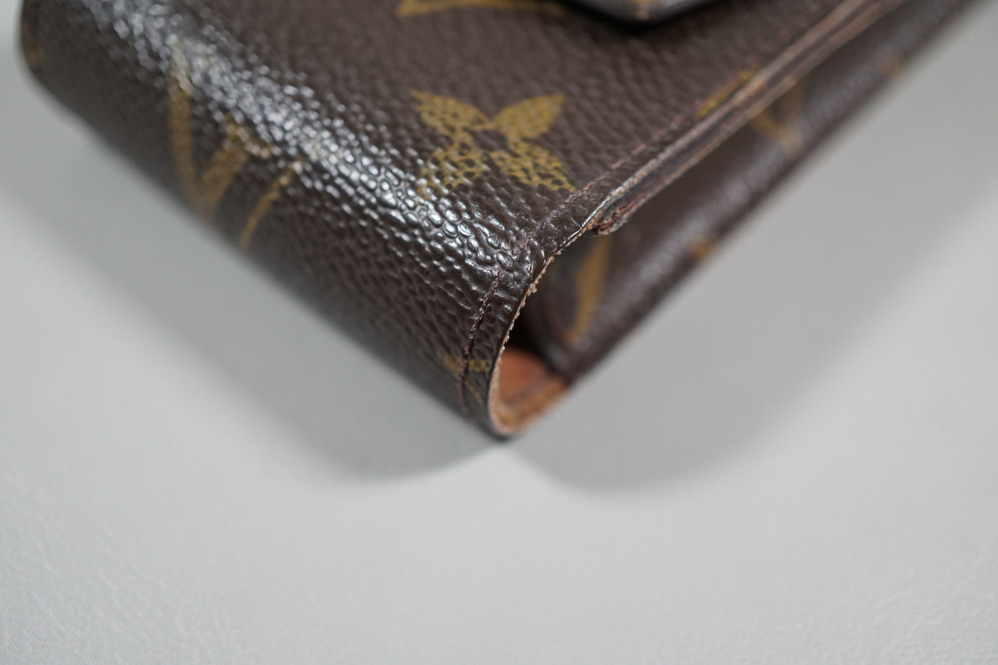 Louis Vuitton M63024 Monogram Brown Tobacco Case