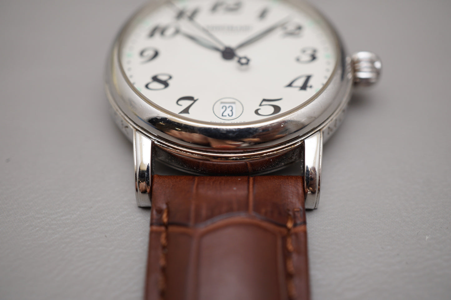 Montblanc Meisterstuck 7042 Guilloche White Dial Automatic Swiss Watch