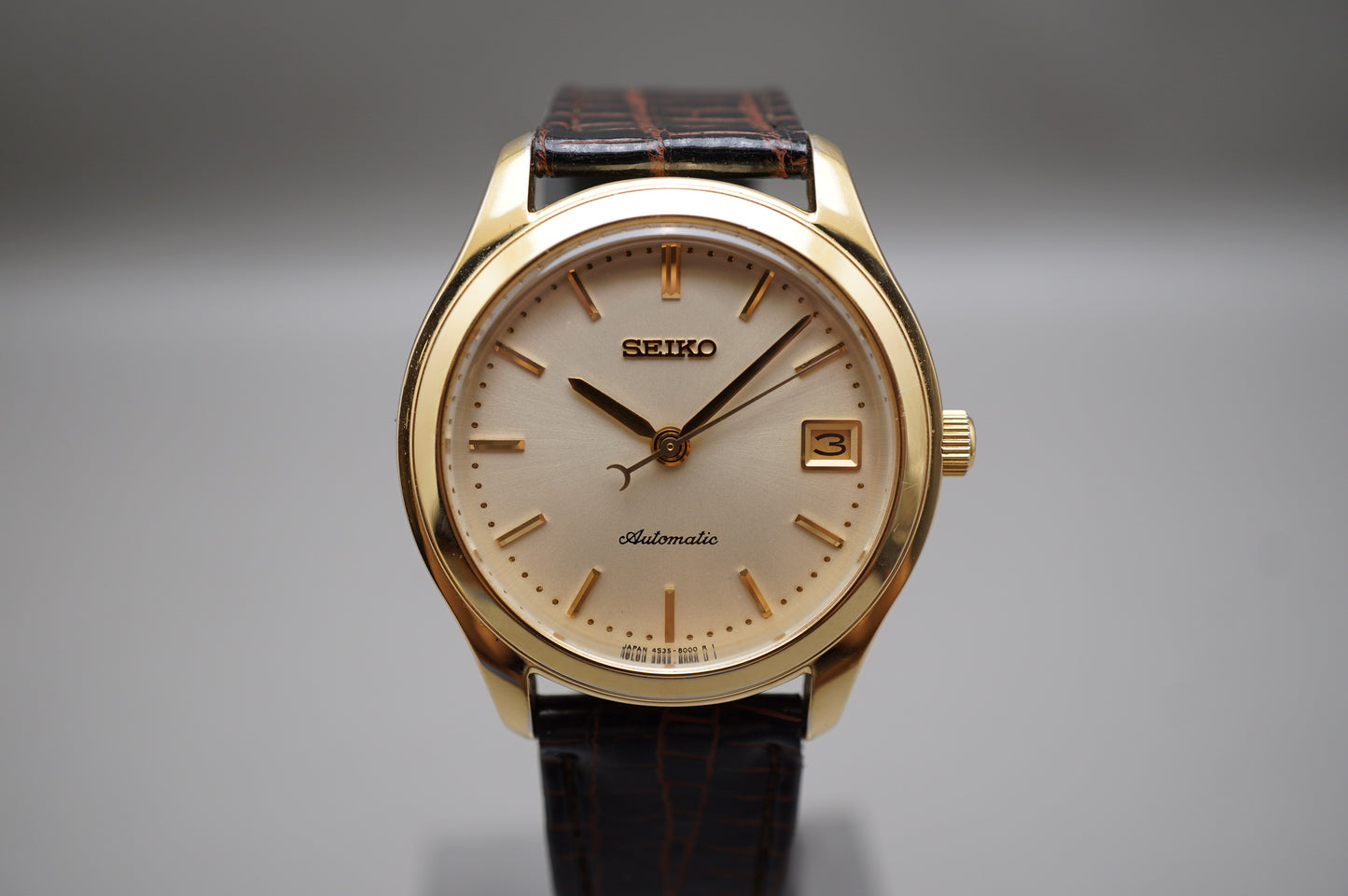 Vintage 1993 Seiko SCVK002 4S35 Gold Tone 36mm Date Automatic Watch