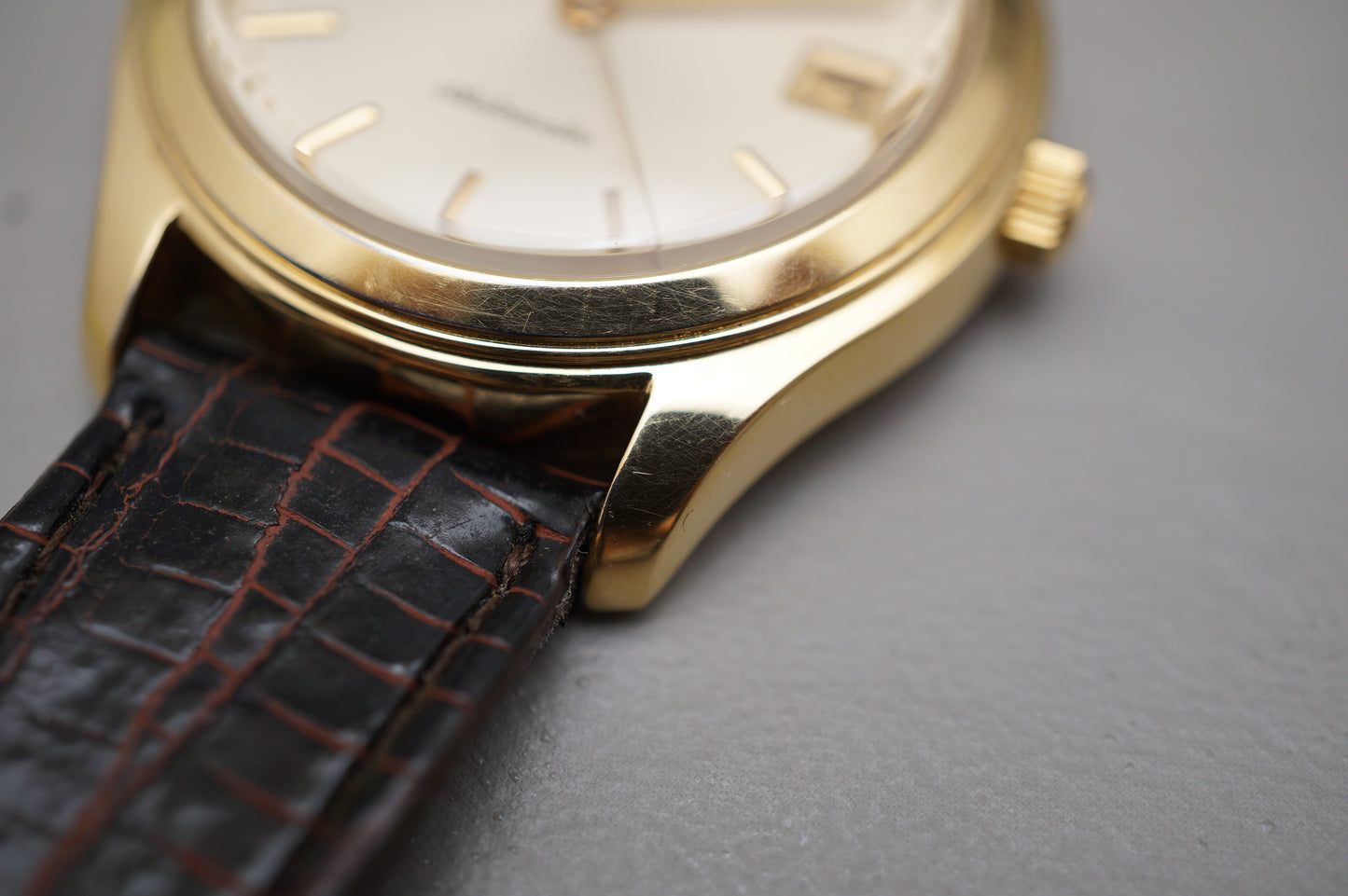 Vintage 1993 Seiko SCVK002 4S35 Gold Tone 36mm Date Automatic Watch