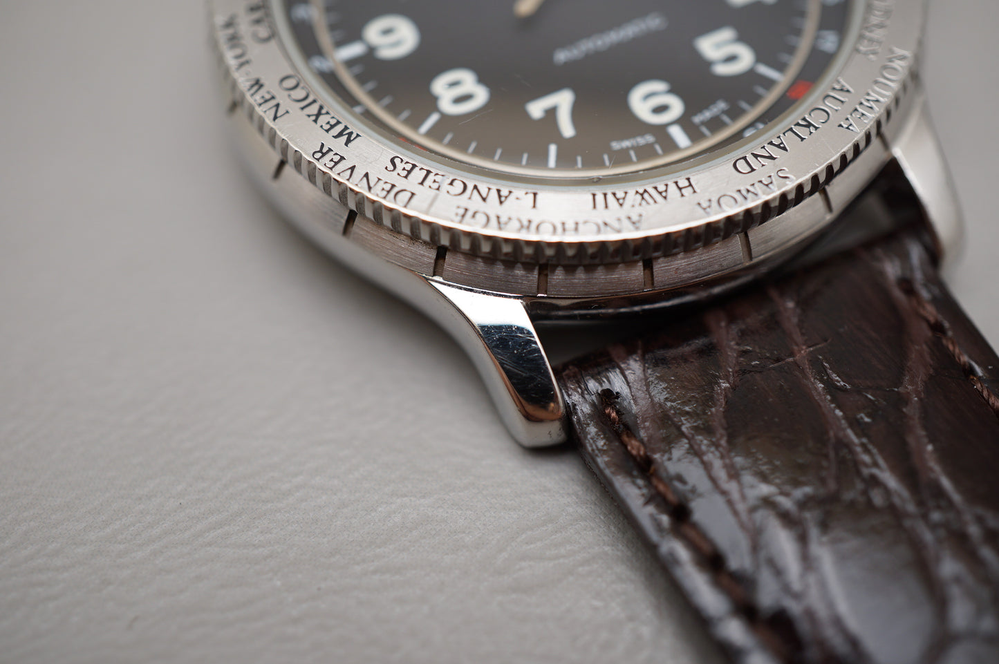 Longines L2.611.4 Swissair GMT World Timer Avigation Swiss Automatic Watch