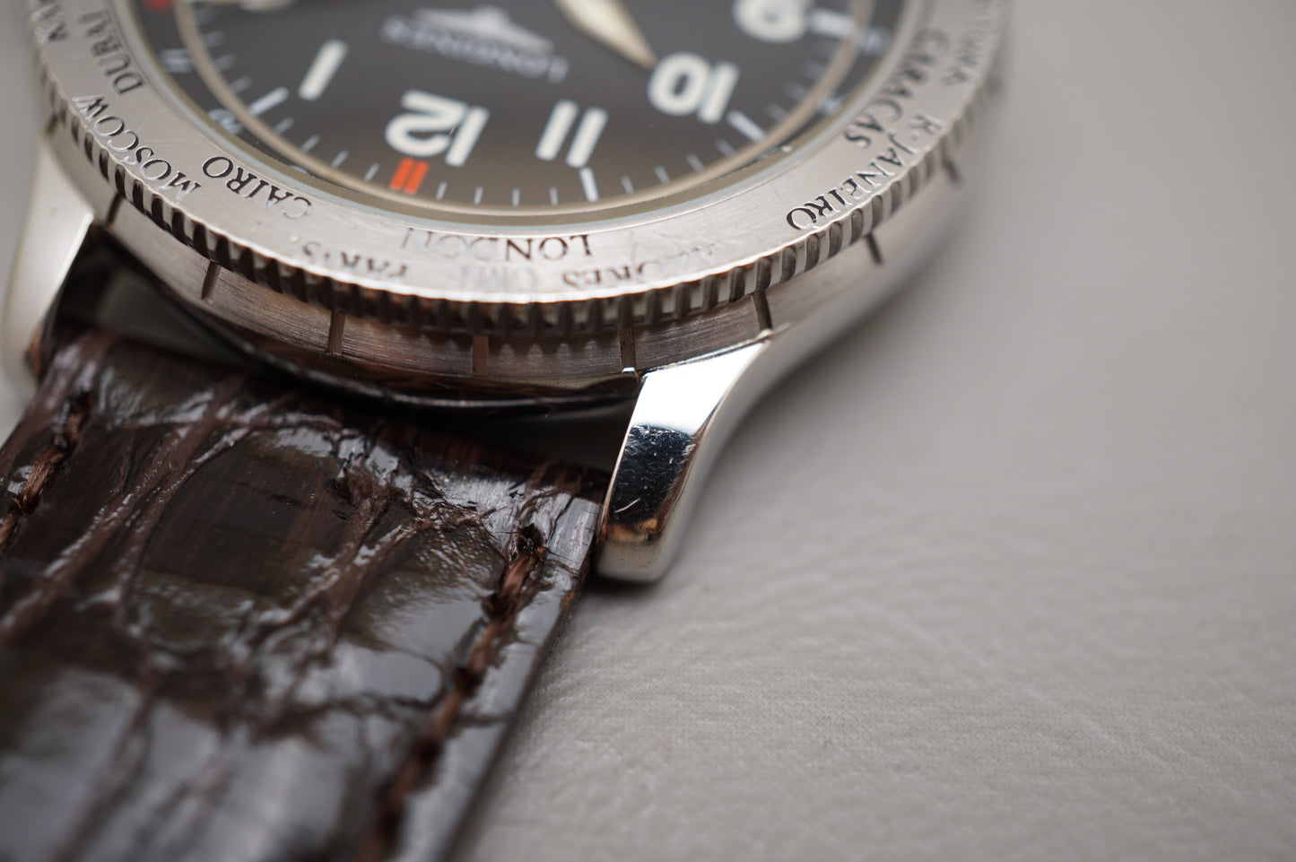 Longines L2.611.4 Swissair GMT World Timer Avigation Swiss Automatic Watch