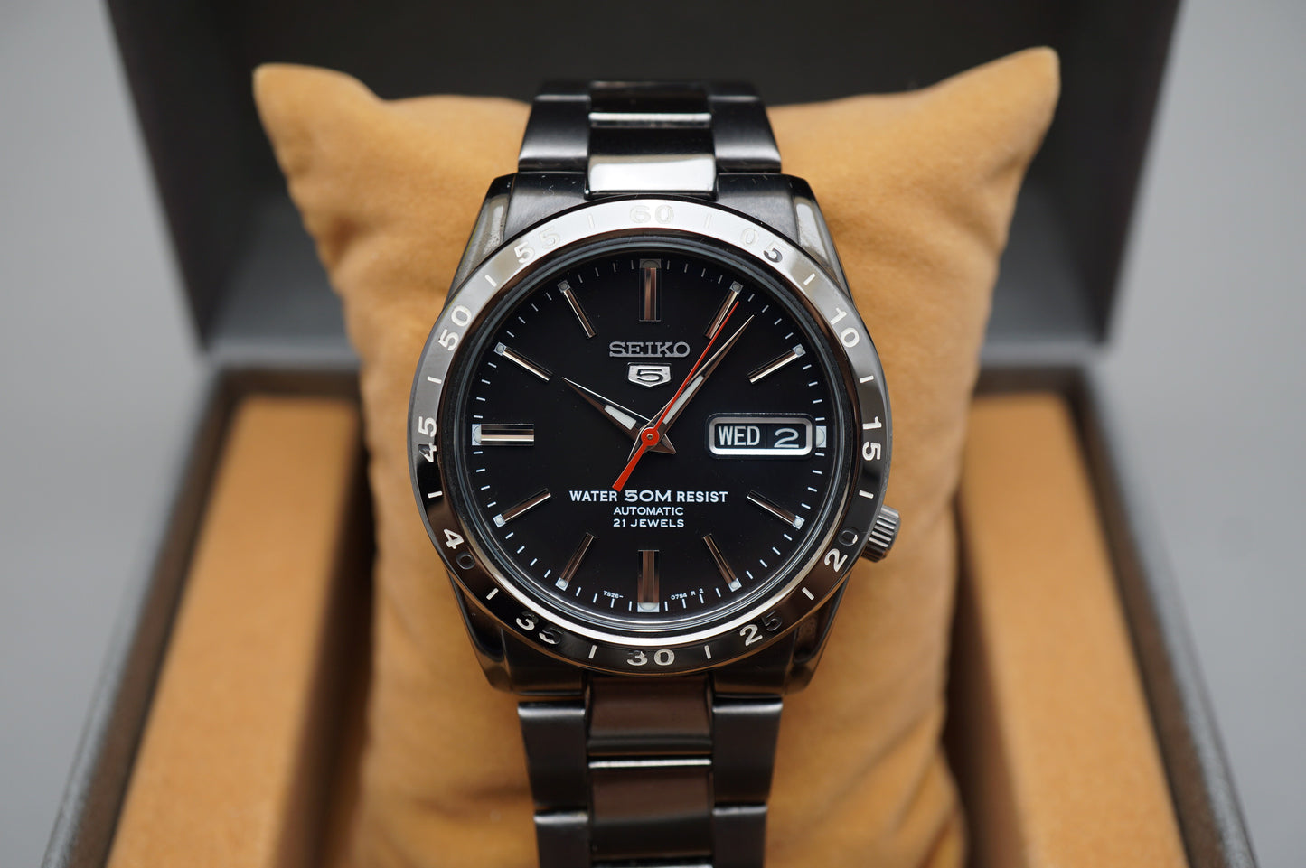 Seiko 5 Sports SZEN008 7S26 Black Dial Japan Made Automatic Watch Needs Repair