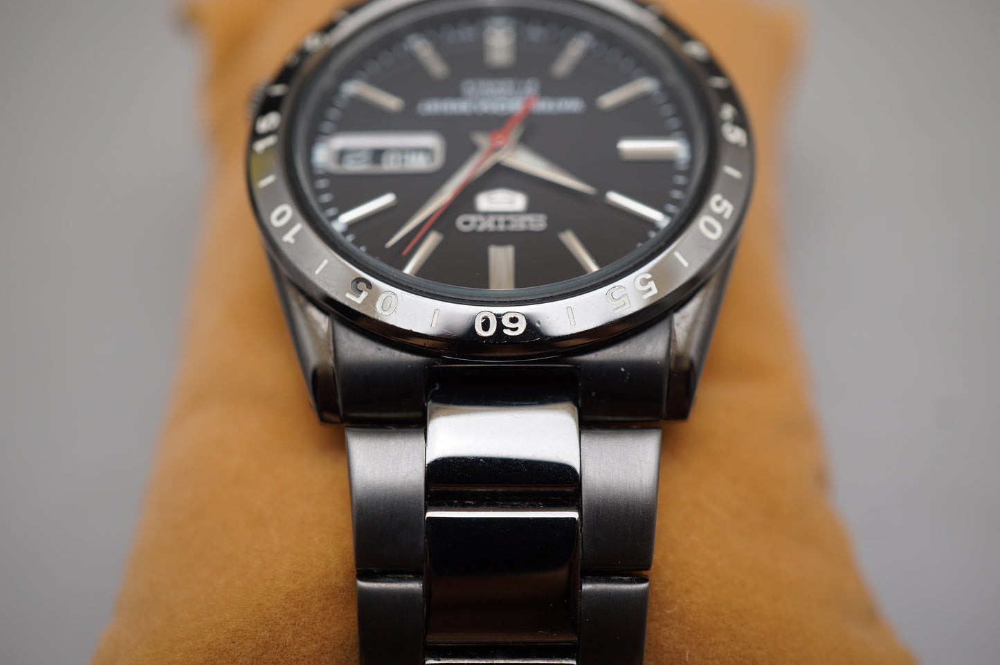 Seiko 5 Sports SZEN008 7S26 Black Dial Japan Made Automatic Watch Needs Repair