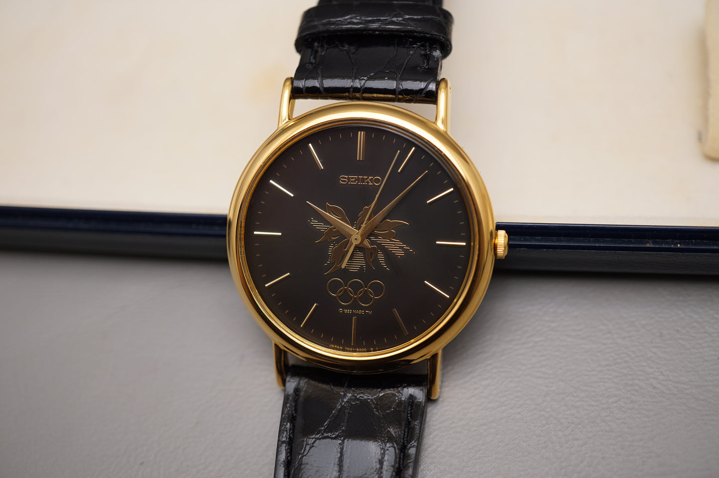 Vintage Seiko 7N21-8A00 Black Dial Gold Tone 1998 Nagano Olympics Quartz Watch