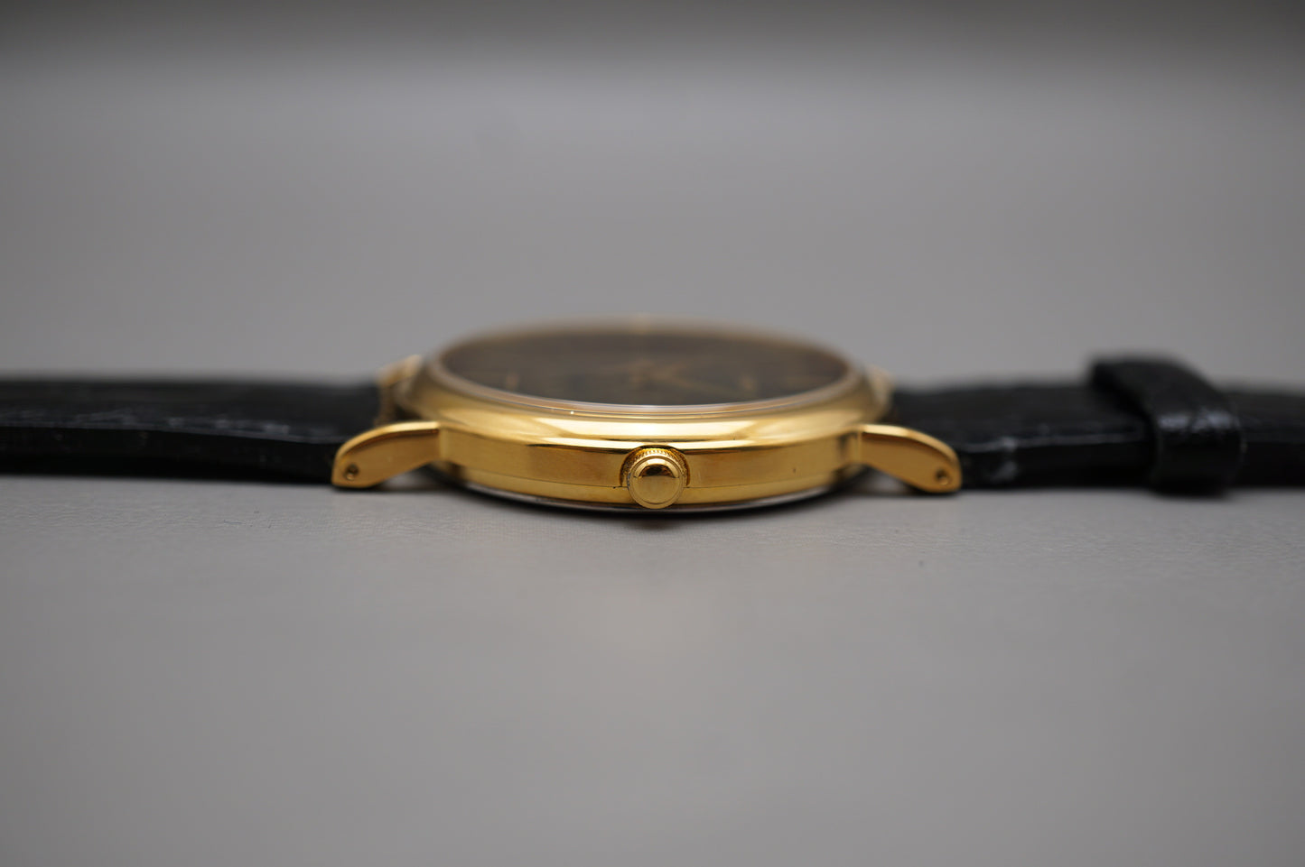 Vintage Seiko 7N21-8A00 Black Dial Gold Tone 1998 Nagano Olympics Quartz Watch