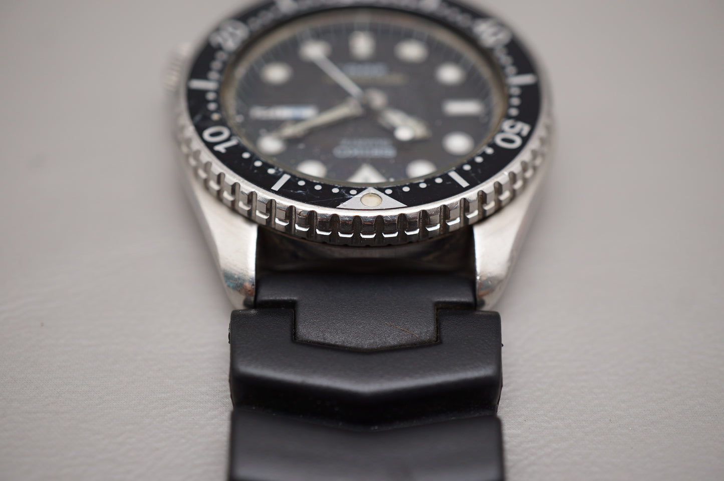 Vintage April 1985 Seiko 6458-6020 150M Water Resist 37mm Quartz Watch
