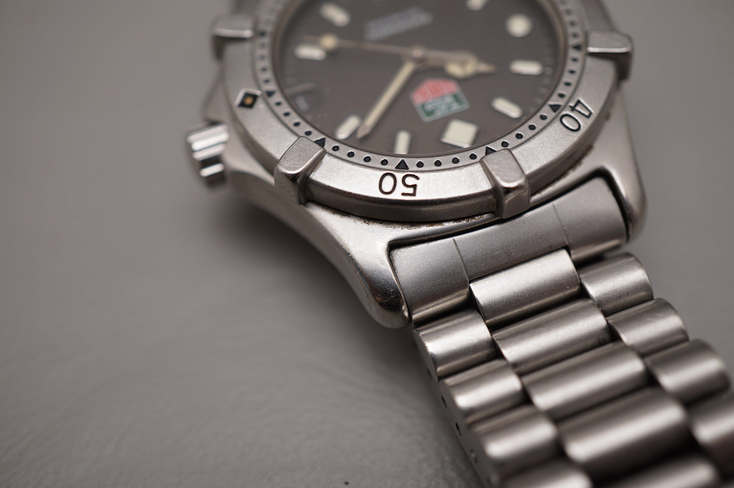 Vintage Tag Heuer 2000 669.213F Black Dial 200M Automatic Watch