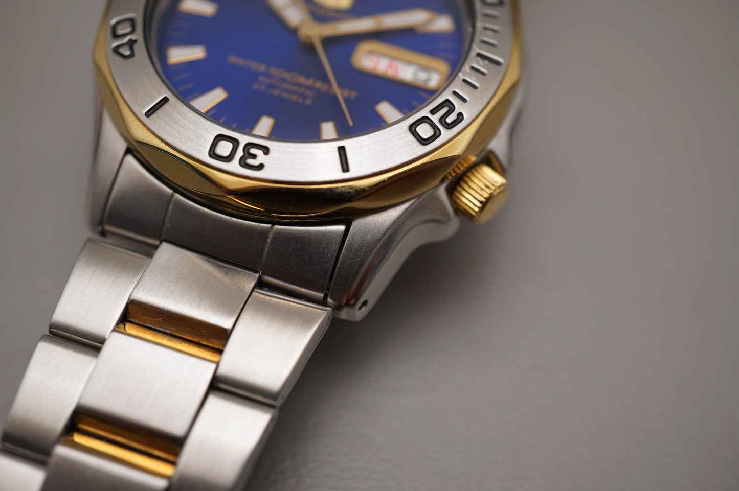 Seiko 5 Sports 7S36-00L0 Blue Dial Two Tone Automatic Watch