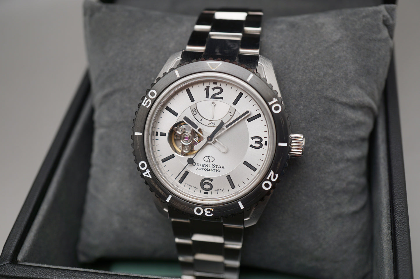 Orient Star RK-AT0107S Open Heart Power Reserve Divers Automatic Watch