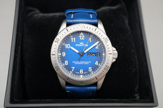 Vintage Fortis 610.22.158.1 Official Cosmonauts Blue Fume Dial Automatic Watch