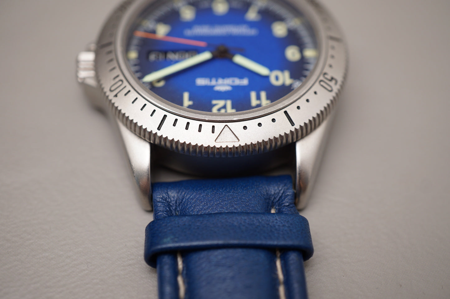Vintage Fortis 610.22.158.1 Official Cosmonauts Blue Fume Dial Automatic Watch