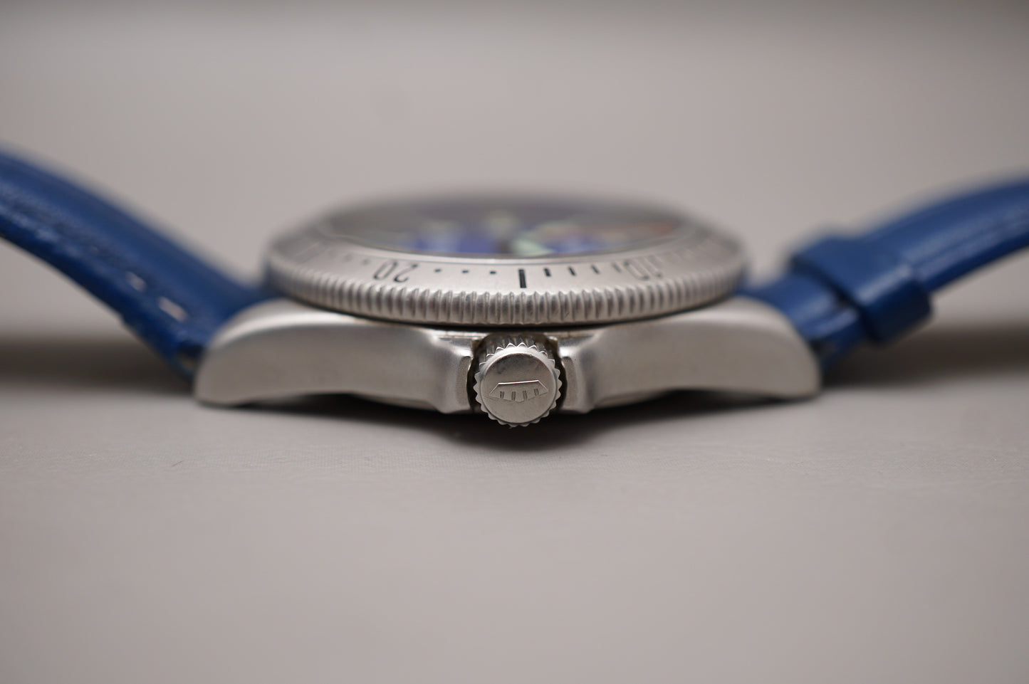 Vintage Fortis 610.22.158.1 Official Cosmonauts Blue Fume Dial Automatic Watch