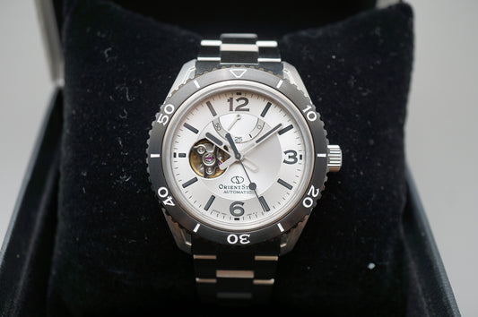 Orient Star RK-AT0107S Open Heart Power Reserve Divers Automatic Watch JDM White