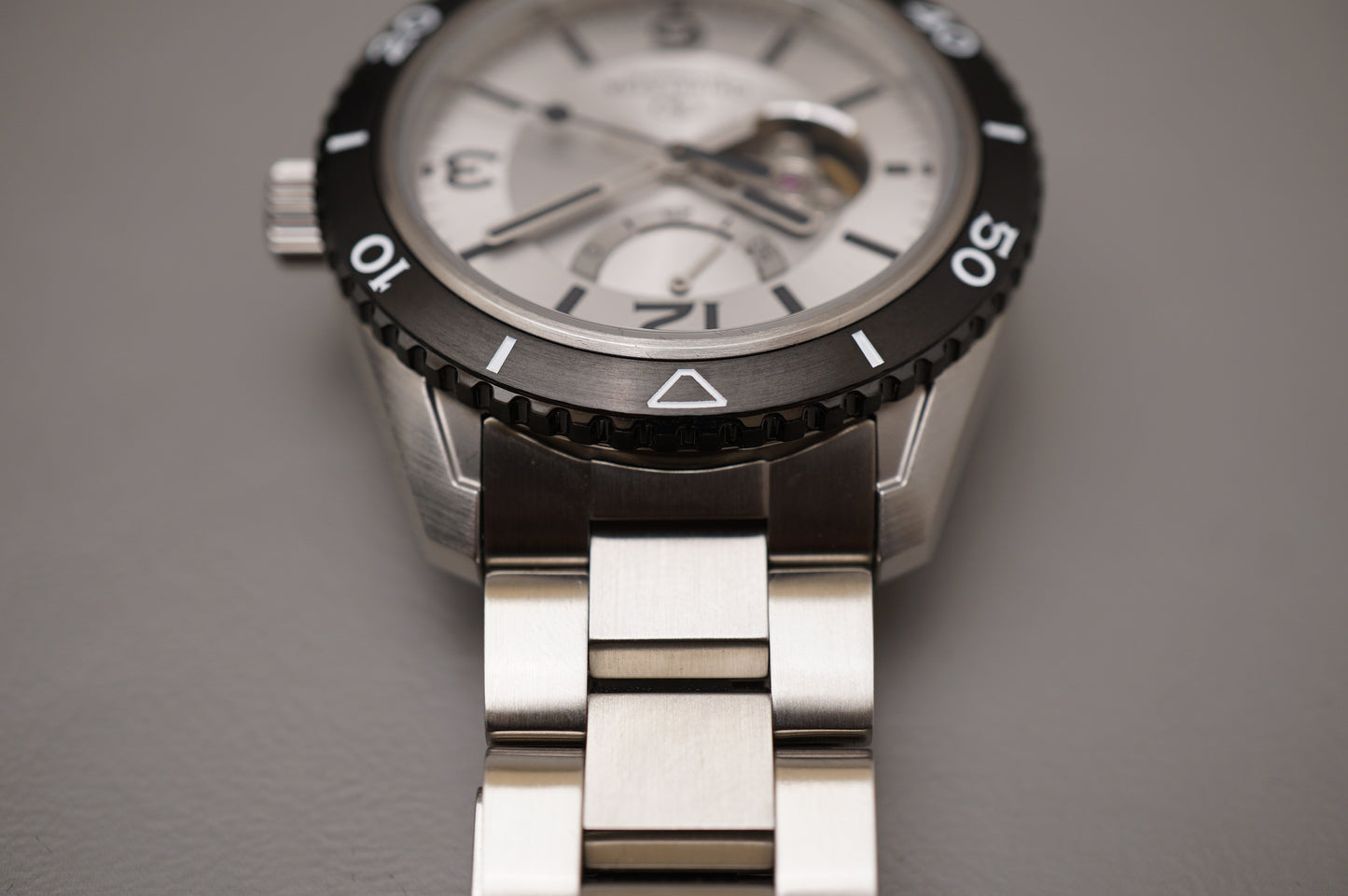 Orient Star RK-AT0107S Open Heart Power Reserve Divers Automatic Watch JDM White