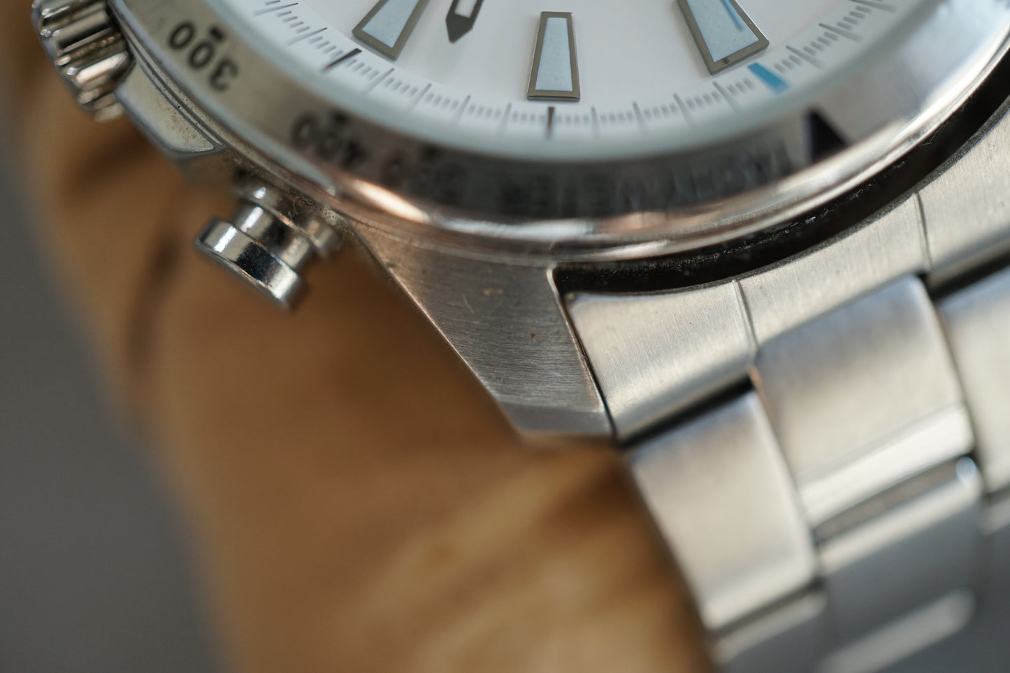 Seiko SSB025P1 6T63 White Dial Chronograph Tachymeter Quartz Watch