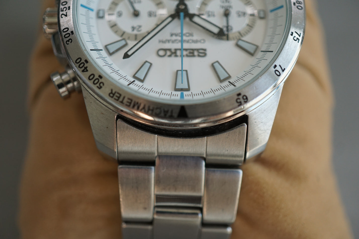 Seiko SSB025P1 6T63 White Dial Chronograph Tachymeter Quartz Watch