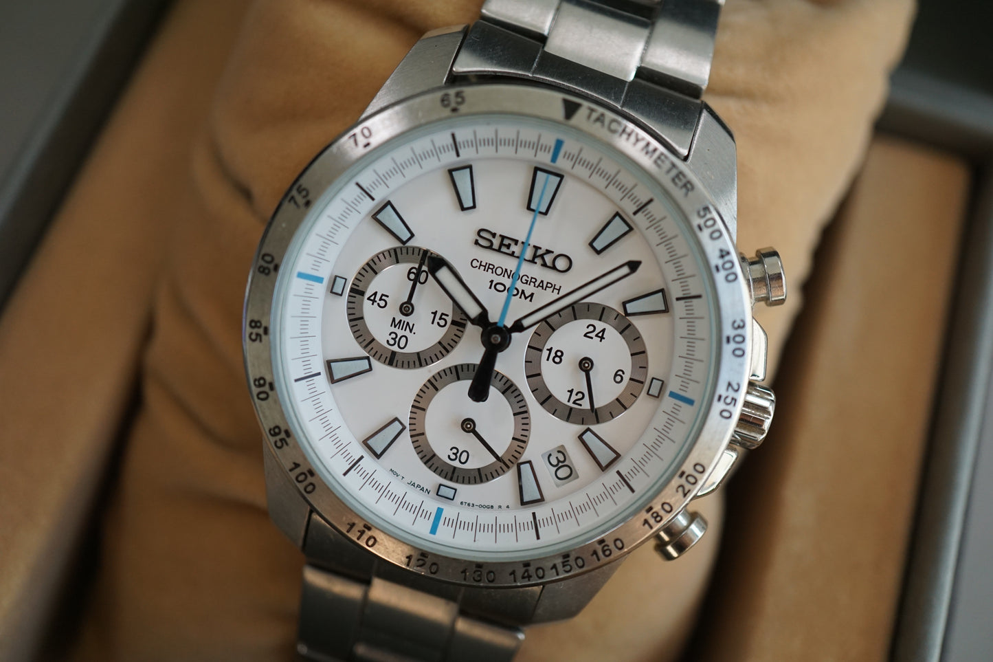 Seiko SSB025P1 6T63 White Dial Chronograph Tachymeter Quartz Watch